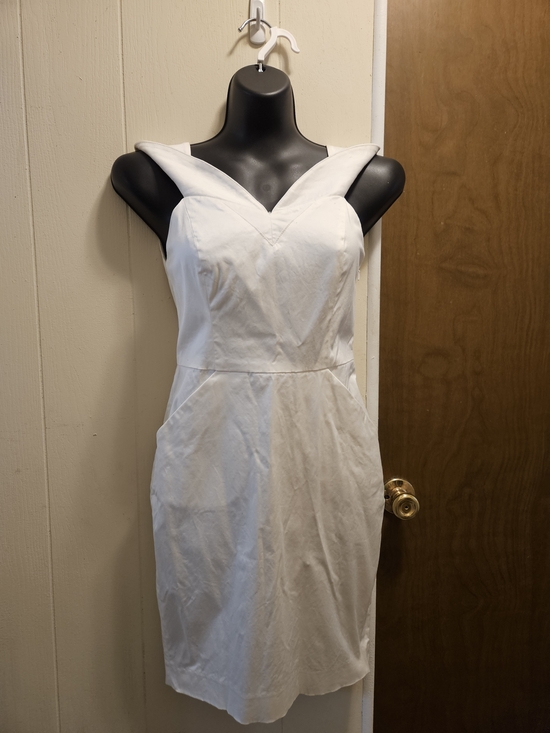 bebe Dresses & Skirts - bebe White Sleeveless V-Front Midi Dress